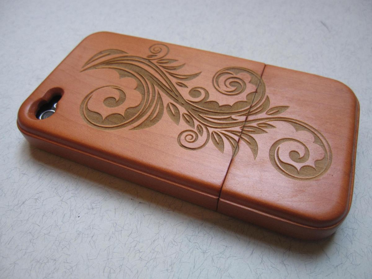 Iphone 4 Case - Wooden Cases Bamboo, Cherry And Walnut Wood - Flower