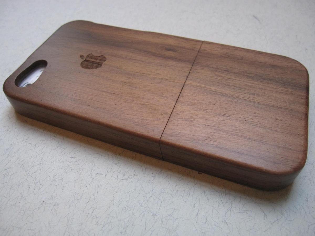 Iphone 5 Case - Wooden Cases Bamboo, Cherry And Walnut Wood - Apple Logo